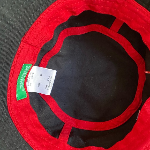 Thrifted Benetton rainbow bucket hat (unisex) - Picture 2 of 2